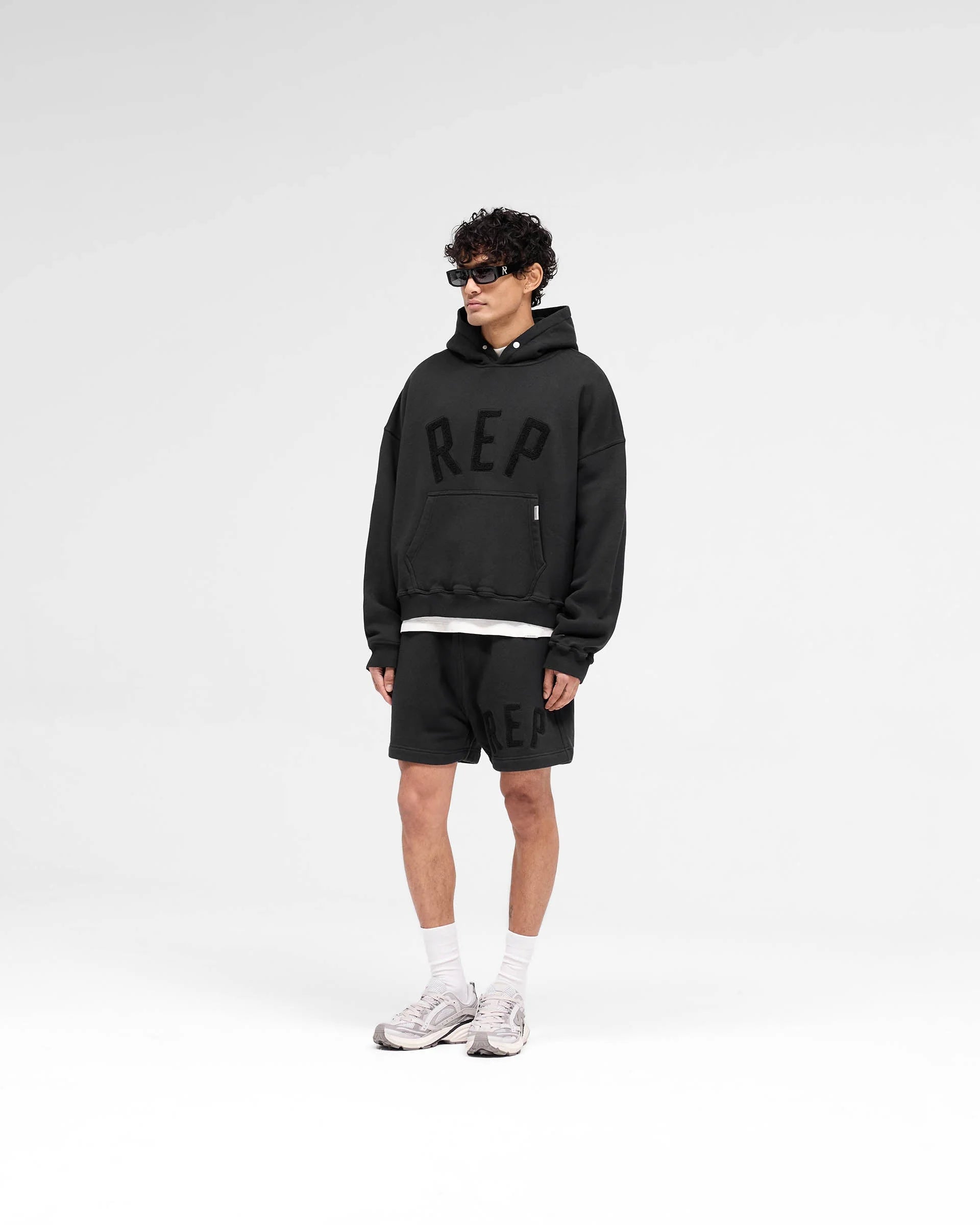 Rep Hoodie | Black