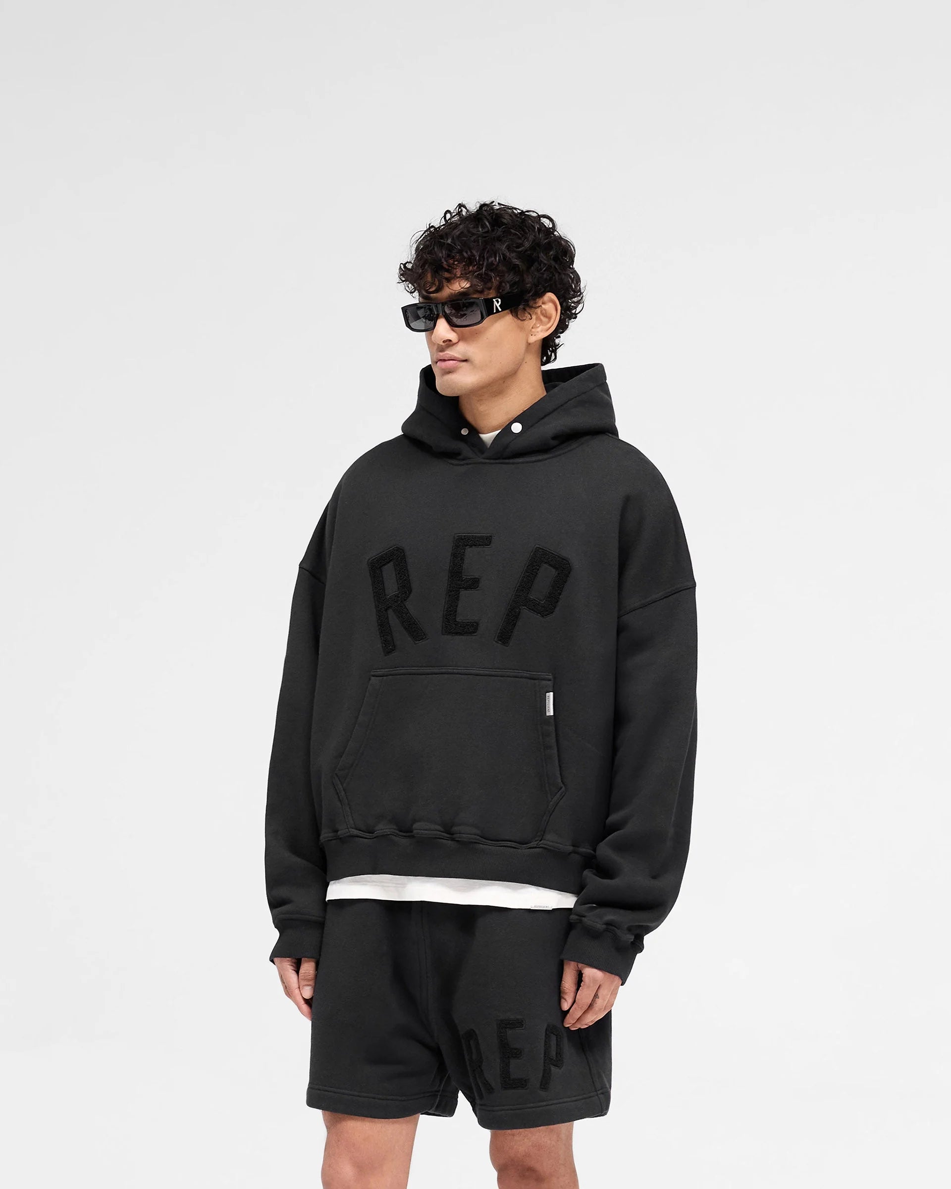 Rep Hoodie | Black
